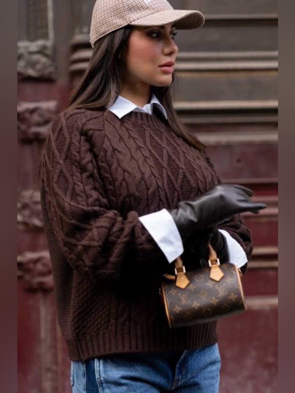 Brown cable knit sweater, crew neck, 3/4” sleeve, cozy sz Small